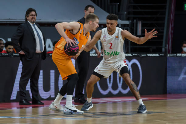 胡梅尔斯等 胡梅尔斯等